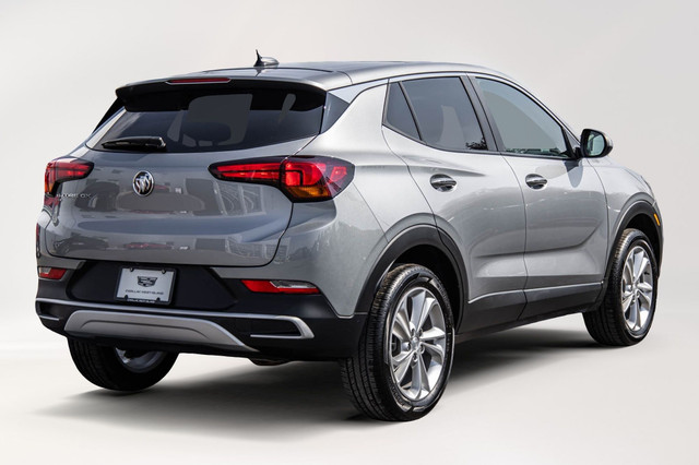 2023 Buick Encore GX Preferred * Car Play * Sieges Chauffant * M in Cars & Trucks in City of Montréal - Image 4