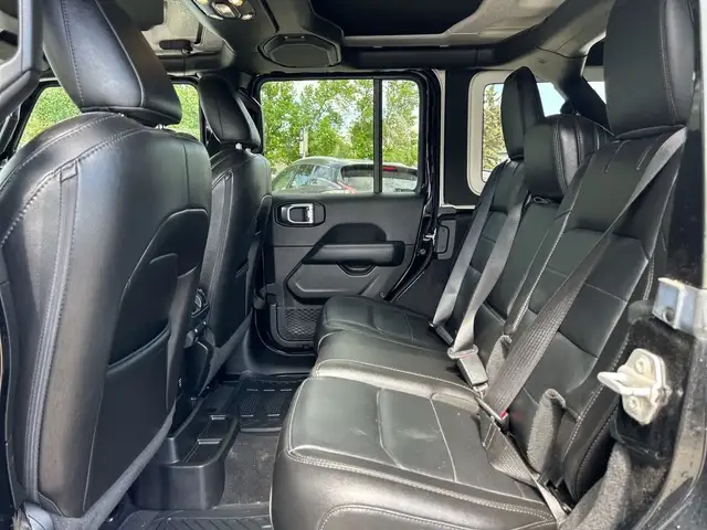 2021 Jeep Wrangler Unlimited Altitude in Cars & Trucks in Calgary - Image 14
