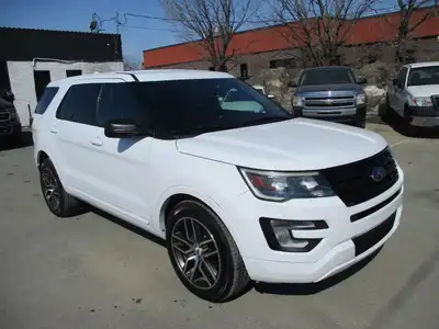 2017 Ford Explorer Police Interceptor 365 H.P ( FORCES ) AWD ''' CAMION COMME NEUF AVEC SEULEMENT 65...