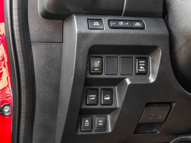 2023 Nissan Frontier PRO-4X 3.8L dans Autos et camions dans Ville d’Edmonton - Image 21