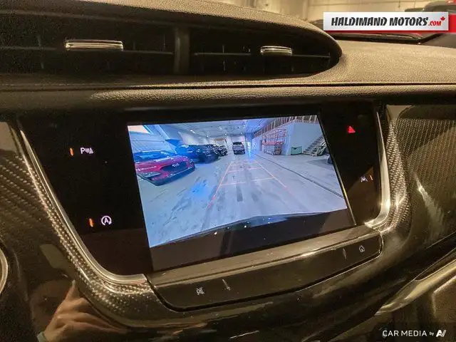 2023 Cadillac XT6 AWD Sport in Cars & Trucks in Hamilton - Image 31