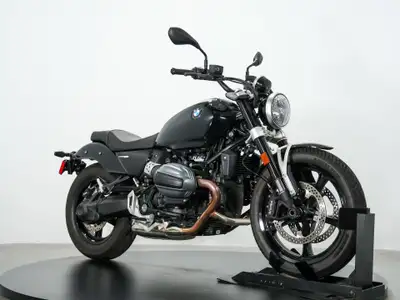 DEMO MODEL $2300 OFF!!! The R12 is a classic cruiser with modern tech including Cruise Control, LED...