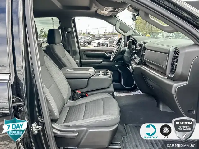 2024 GMC Sierra 2500HD SLE HEATED SEATS | DURAMAX TURBO DIESEL in Cars & Trucks in Hamilton - Image 23