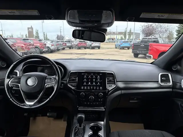 2021 Jeep Grand Cherokee Laredo in Cars & Trucks in Edmonton - Image 26