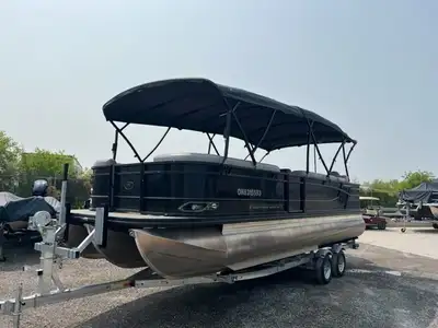 2023 Princecraft Sportfisher 25LX Mercury 250HP DTS V8 Engine Save over $25 000 from new! Key Featur...