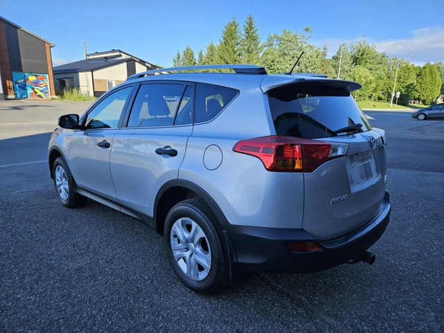 2013 Toyota RAV4 LE in Cars & Trucks in Québec City - Image 3