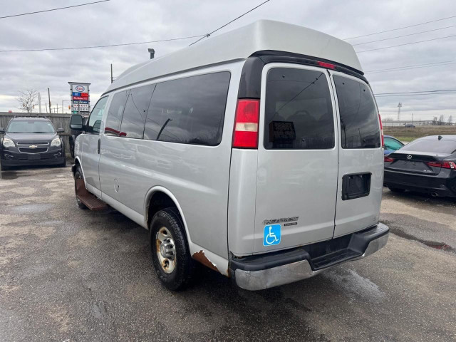 2014 Chevrolet Express Cargo Van 2500, 135", WHEELCHAIR ACCESSIB in Cars & Trucks in London - Image 3