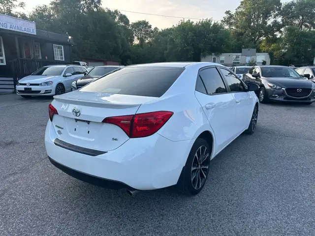 2019 Toyota Corolla SE | Sunroof | Leather in Cars & Trucks in City of Toronto - Image 7