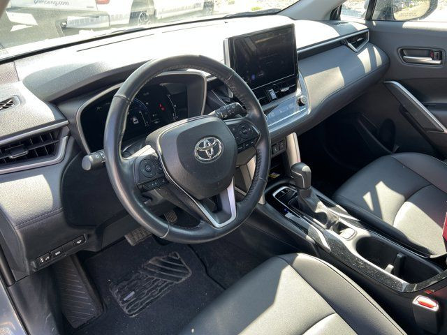 2023 Toyota Corolla Cross XLE | NO ACCIDENTS | ONE OWNER in Cars & Trucks in Kelowna - Image 4