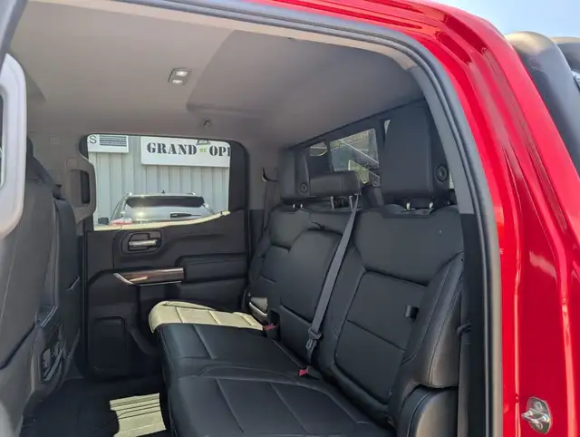 2019 Chevrolet Silverado 1500 LT Trail Boss in Cars & Trucks in London - Image 18