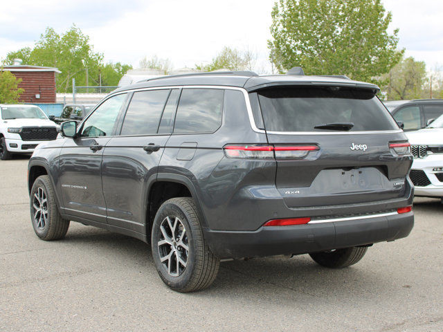 2025 Jeep Grand Cherokee L Limited in Cars & Trucks in Calgary - Image 3