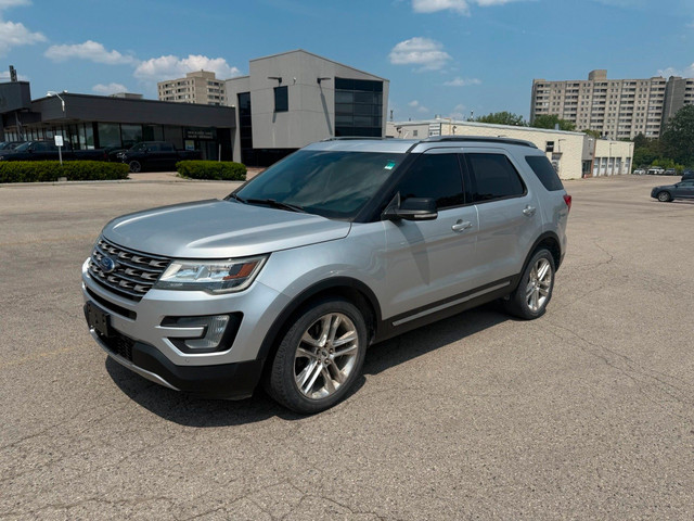 2016 Ford Explorer XLT HEATED SEATS | PUSH BUTTON START | ALL... in Cars & Trucks in London - Image 3