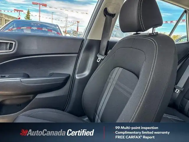2022 Hyundai Venue Preferred | Apple CarPlay | Lane Keep in Cars & Trucks in Tricities/Pitt/Maple - Image 18