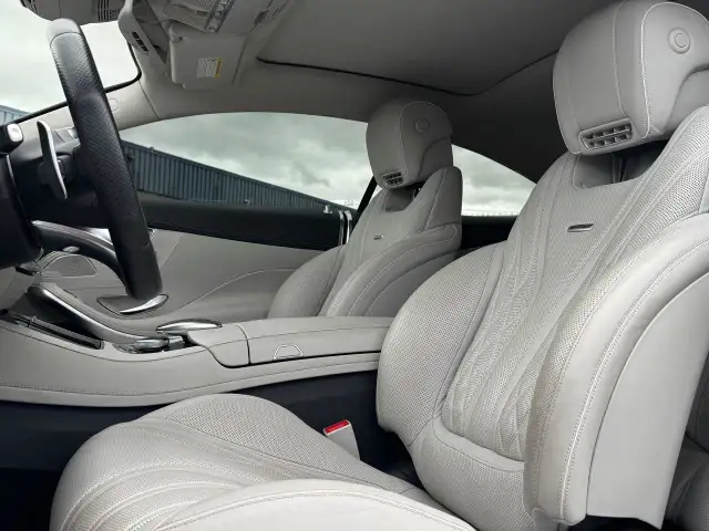 2019 Mercedes-Benz S-Class AMG S 63 **CLEAN CARFAX** in Cars & Trucks in Hamilton - Image 33