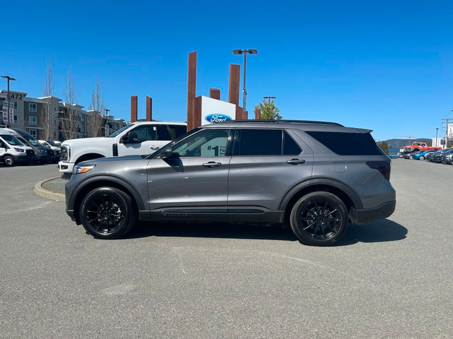  2021 Ford Explorer XLT | No Accidents | 1 Owner |4WD in Cars & Trucks in Cowichan Valley / Duncan - Image 2