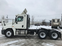 2018 FREIGHTLINER X12564ST;Heavy Duty Trucks - CONVENTIONAL W/O SLEEPER Penske Location 10760 HENRI-... (image 3)