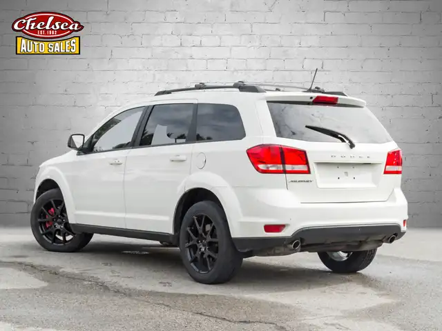 2015 Dodge Journey in Cars & Trucks in London - Image 6