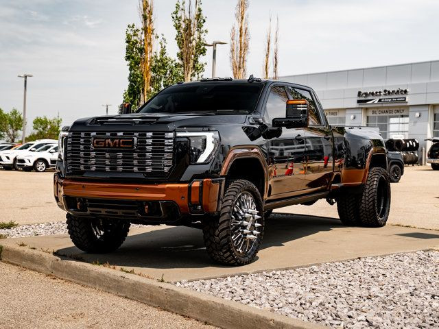 2025 GMC Sierra 3500HD Denali Ultimate | 3in BDS Lift | Fox in Cars & Trucks in Strathcona County - Image 4