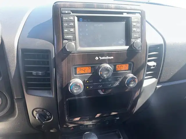2014 NISSAN TITAN SV 4X4 SWB in Cars & Trucks in Stratford - Image 15
