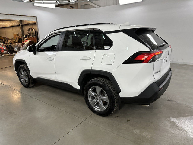 2022 TOYOTA RAV4 XLE AWD MAGS*TOIT*CAMERA*SIEGES CHAUFFANTS* in Cars & Trucks in Laval / North Shore - Image 4