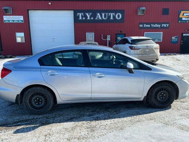 2012 Honda Civic Sdn LX Remote Starter BrandNewSafety only127km in Cars & Trucks in Winnipeg