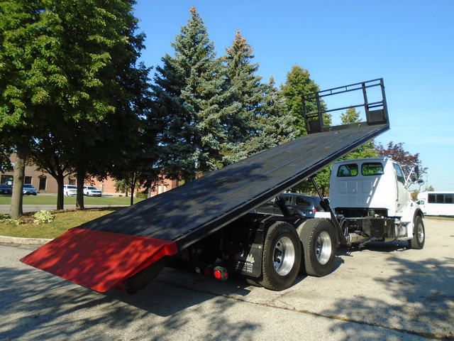  2006 Sterling LT9500 TRUCK IS SOLD, ROLLOFF SYSTEM AVAILABLE in Heavy Trucks in City of Montréal - Image 3