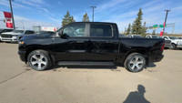 This 2025 RAM 1500 TRADESMAN CREW CAB 4X4 has the following options Cloth Bench Seat, Remote Start S... (image 7)