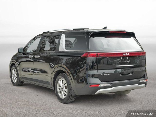 2024 Kia Carnival LX+ | Power Sliding Doors | Cpo | Power Lift in Cars & Trucks in Hamilton - Image 3