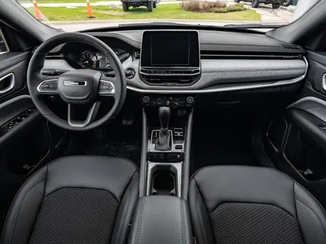 2025 Jeep Compass North in Cars & Trucks in Barrie - Image 24