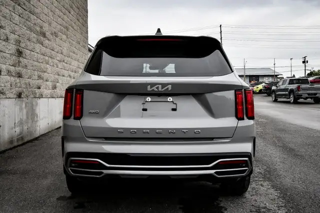 2022 Kia Sorento EX • SUNROOF • POWER LIFTGATE • CP/AA • HEATED  in Cars & Trucks in Kingston - Image 6