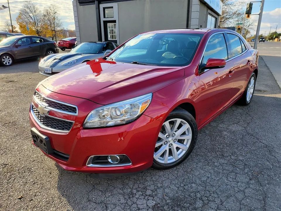 2013 Chevrolet Malibu 2LT**LEATHER*SUNROOF**