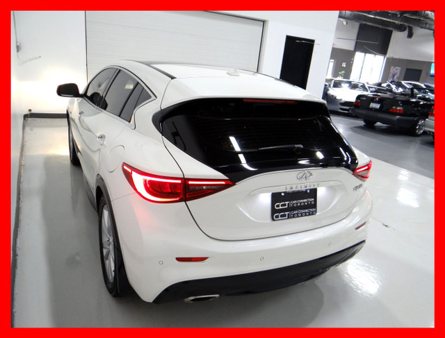 2017 INFINITI QX30 *NAVI/BACKUP CAM/LEATHER/PANO ROOF/LOADED!!!* in Cars & Trucks in City of Toronto - Image 4