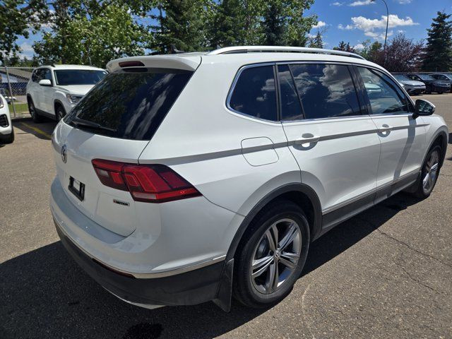 2021 Volkswagen Tiguan Highline in Cars & Trucks in Calgary - Image 2