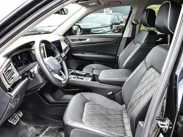 2024 Volkswagen Atlas 2.0 TSI Execline One Owner, No Accident... in Cars & Trucks in Oakville / Halton Region - Image 16