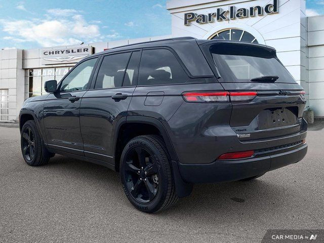 2024 Jeep Grand Cherokee Altitude 4x4 Sunroof Nav Capable in Cars & Trucks in St. Albert - Image 3
