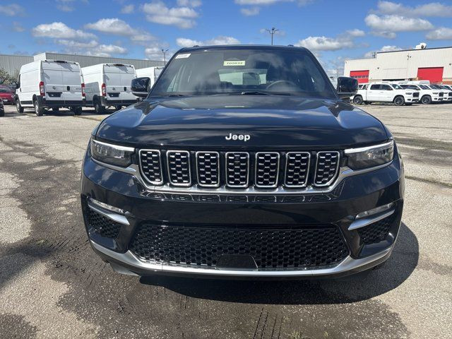 2025 Jeep Grand Cherokee Summit in Cars & Trucks in Mississauga / Peel Region - Image 2