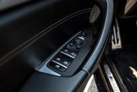 VEHICLE FEATURES: AIR CONDITIONING, POWER FOLDING MIRRORS, VINYL INTERIOR, ADJUSTABLE STEERING WHEEL... (image 8)