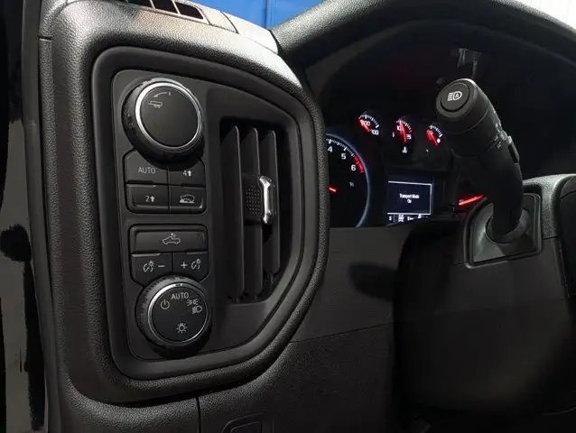 2025 Chevrolet Silverado 1500 Work Truck- Trailering Pkg in Cars & Trucks in Barrie - Image 23