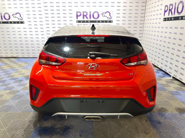 2019 Hyundai Veloster in Cars & Trucks in Ottawa - Image 4