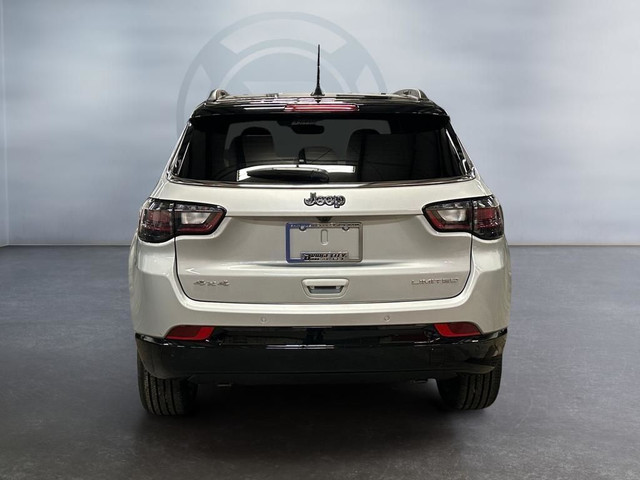 2025 Jeep Compass Limited - Aluminum Wheels - Leather Seats in Cars & Trucks in Lethbridge - Image 4
