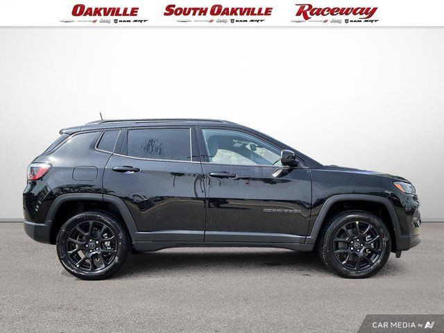 2025 Jeep Compass Latitude Lux in Cars & Trucks in Oakville / Halton Region - Image 3