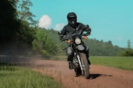 2025 Yamaha XT250 in Street, Cruisers & Choppers in St. Albert - Image 5
