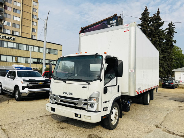 2023 Isuzu NRR Standard in Cars & Trucks in Edmonton - Image 2