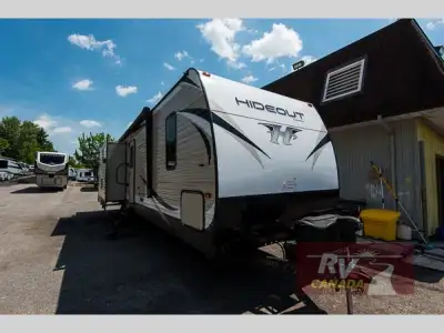 Please Call Us At 613.851.7326 with any questions? Keystone RV Hideout travel trailer 30RLDS highlig...