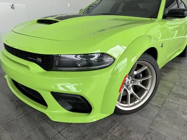 2023 Dodge Charger Scat Pack 392 Widebody dans Autos et camions dans Saint-Albert - Image 14