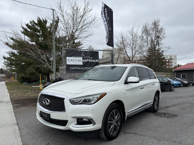 2017 Infiniti QX60 QX60 7-PASSENGER All-wheel Drive in Cars & Trucks in Ottawa