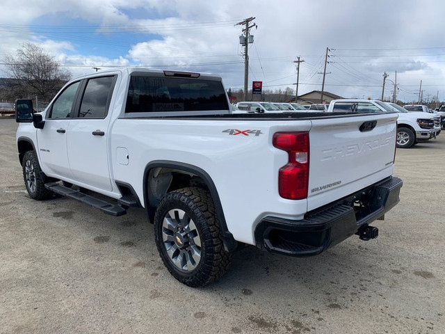 2023 Chevrolet Silverado 2500HD Custom in Cars & Trucks in Prince George - Image 3
