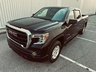 NO ACCIDENTS OR DAMAGE REPORTED — VERIFIED CAR FAX HISTORY Outstanding shape and condition! Equipped...
