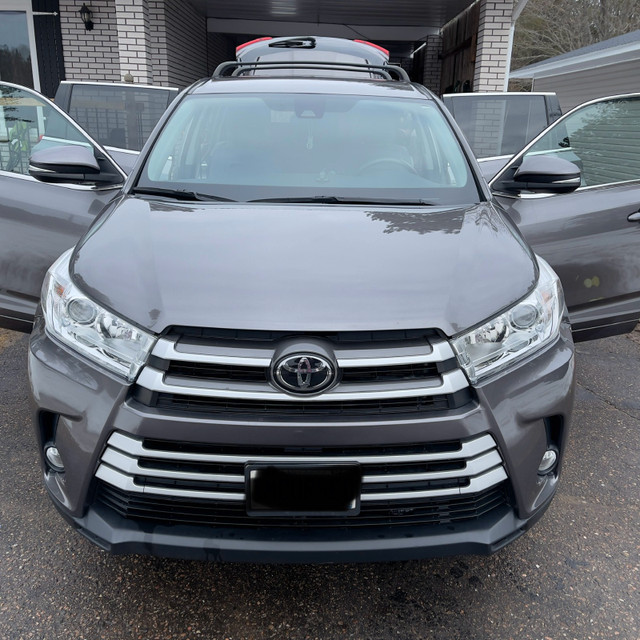 2018 Toyota Highlander LE AWD ~ Still under warranty with 62,000 km! in Cars & Trucks in Pembroke - Image 4