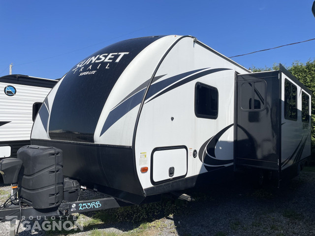 2019 Sunset Trail 253 RB Roulotte de voyage in Travel Trailers & Campers in Lanaudière - Image 2